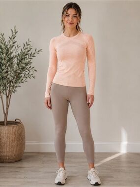 Spiritual Gangster Active Long Sleeve Peach